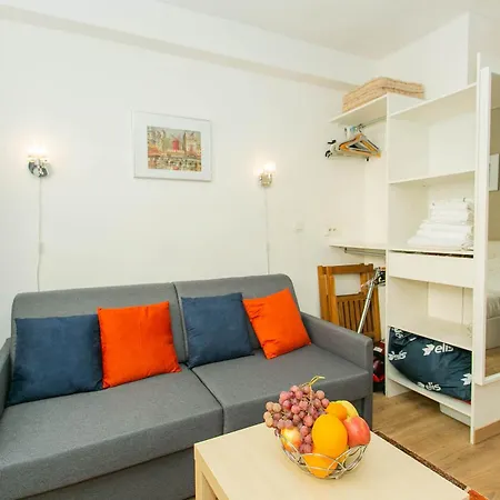 Appartement Triomphe Flat *
