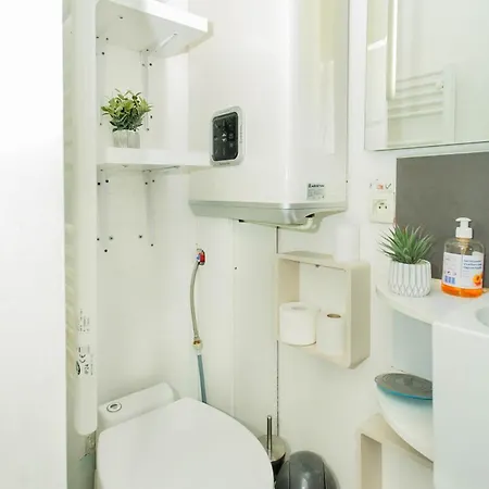 Apartment Bnbnova - Champs Elysees & Arc De Triomphe *